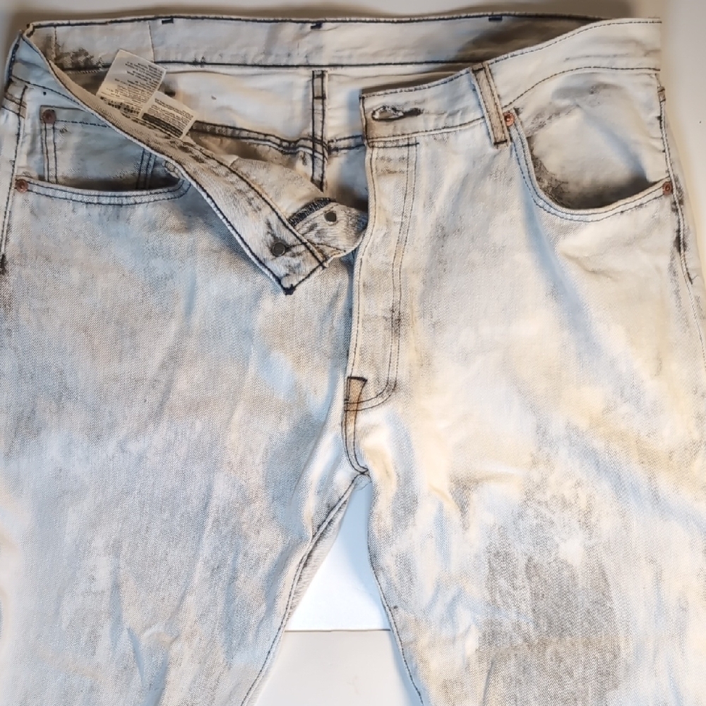 Levi's 501 Button Fly Acid Wash Jeans 38/34 - Picture 1 of 7
